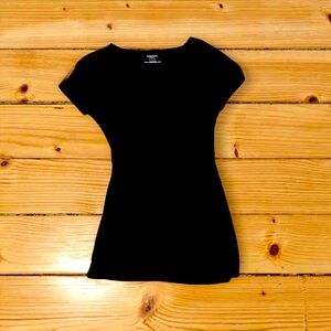 Motherhood Maternity T-Shirt.  Black sized S